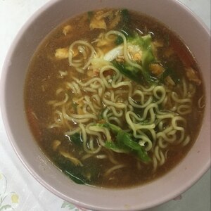 春キャベツと卵の簡単ラーメン